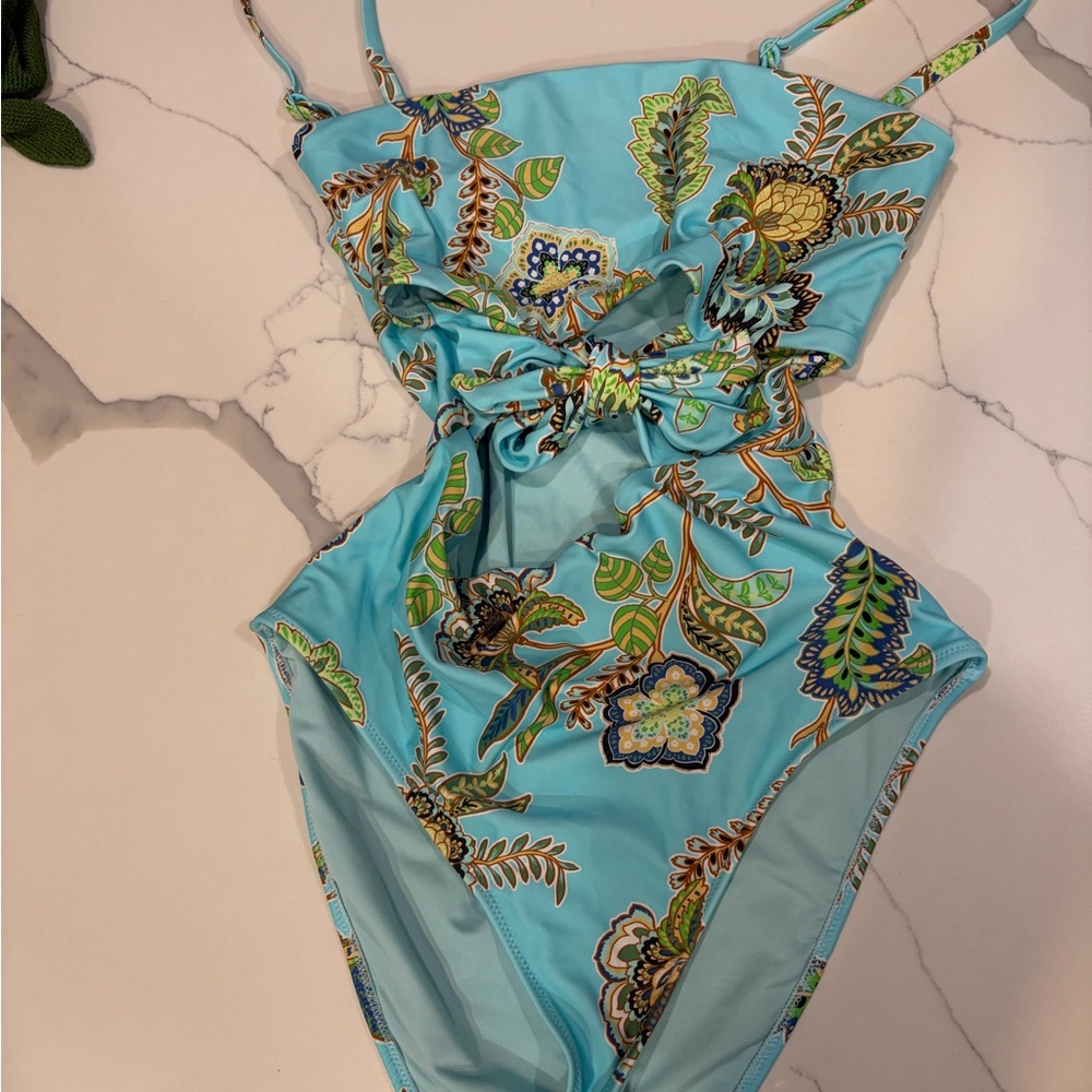 aerie Plunge One-Piece Swimsuit - Picture 7 of 8